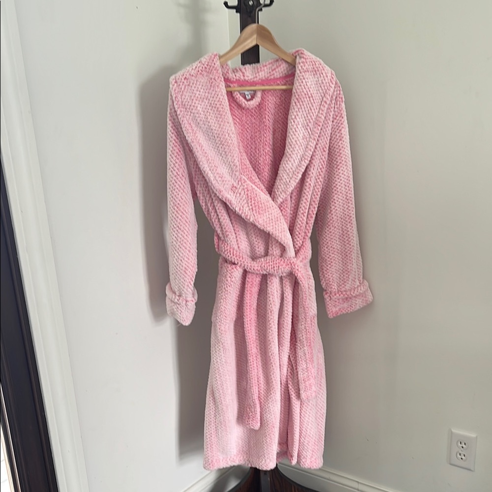 Pink Plush Women's Robe
